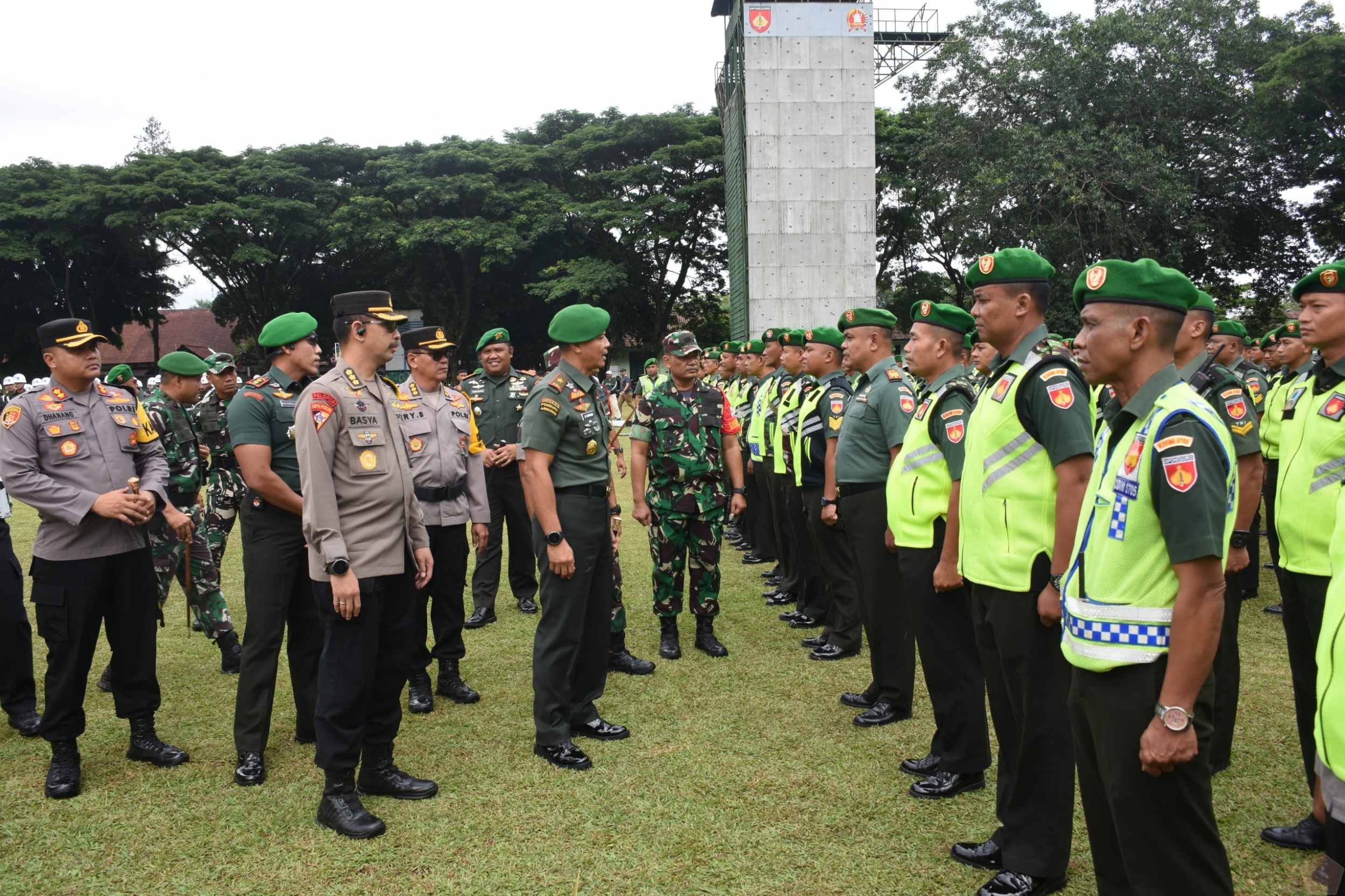 Danrem 072/Pamungkas Pimpin Apel Gelar Pasukan Pengamanan VVIP Presiden Republik Indonesia