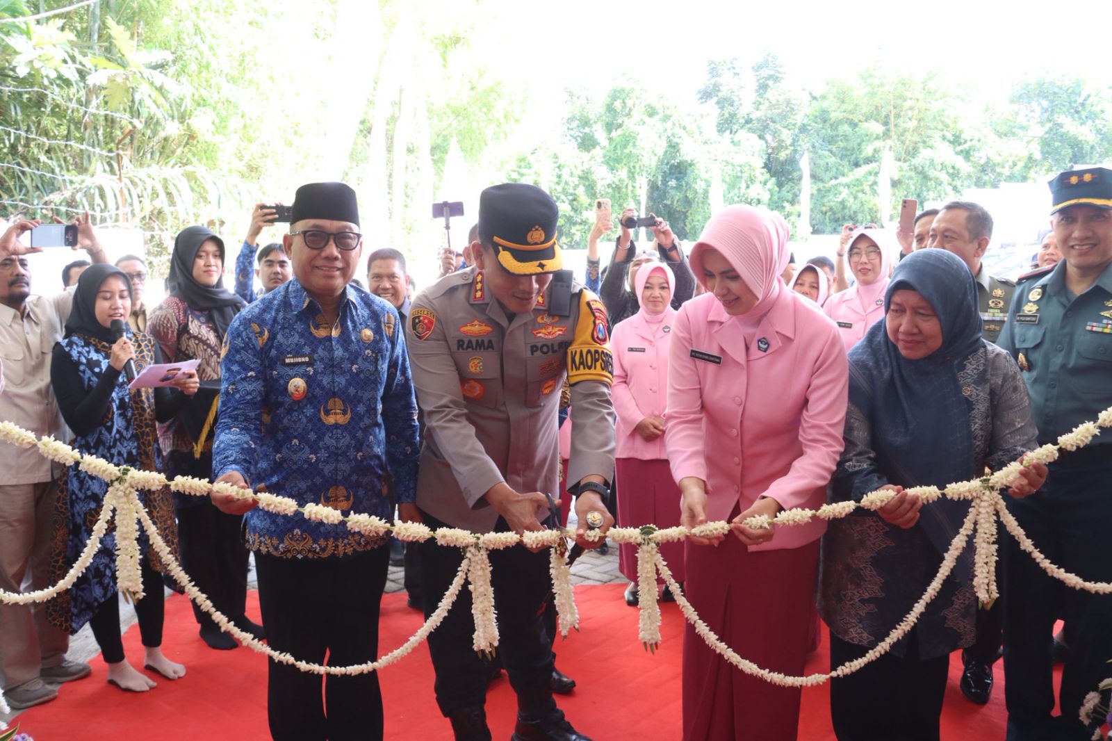 Dukung Program Makan Bergizi Gratis, Polresta Banyuwangi Luncurkan SPPG