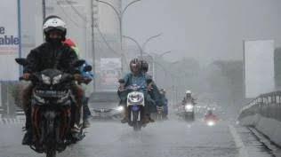 BMKG Perkirakan Hujan Ringan hingga Sedang Guyur Jabodetabek 13–14 Januari 2026, Warga Diimbau Waspada