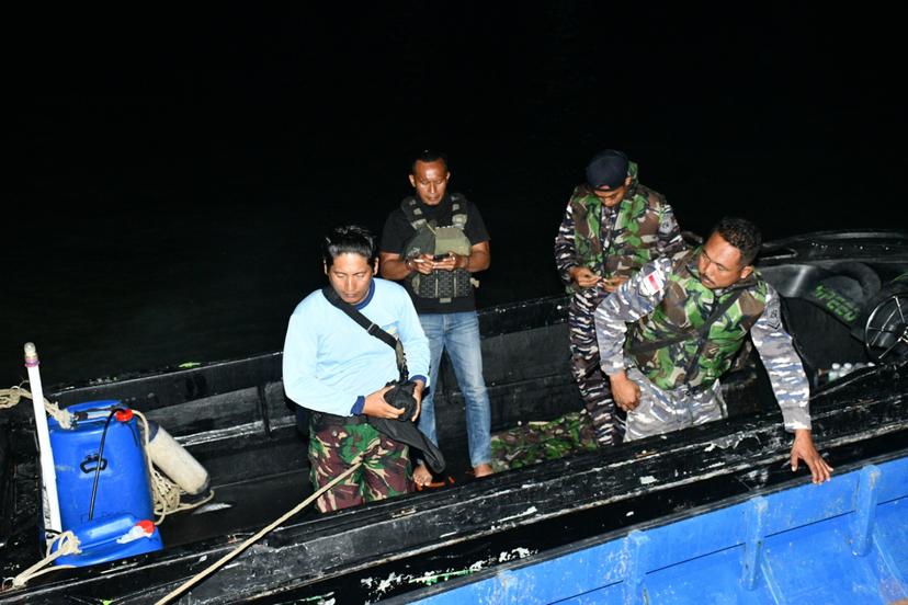 TNI AL beserta Tim Gabungan gagalkan penyelundupan sabu di Perairan Sebatik