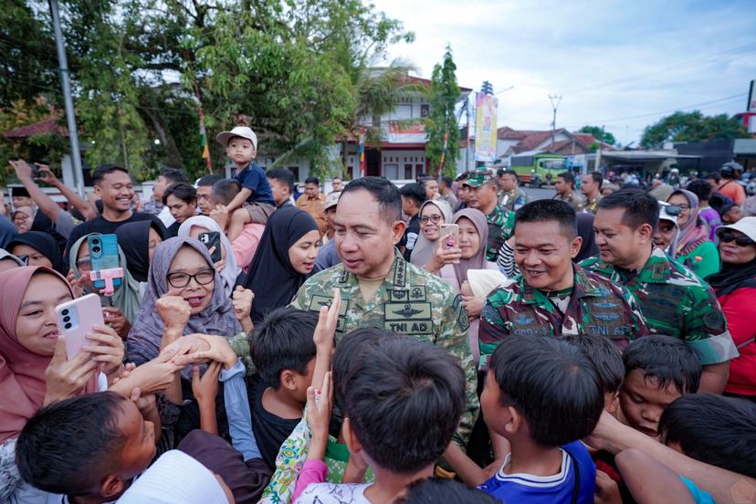 Panglima TNI Resmikan Monumen Panser Saladin, Tumbuhkan Semangat Nasionalisme Masyarakat Cijulang